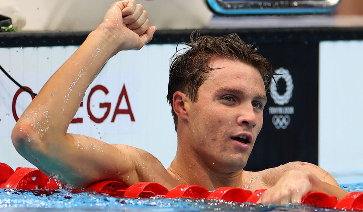 Swimming-American Finke wins men's 1500m freestyle gold