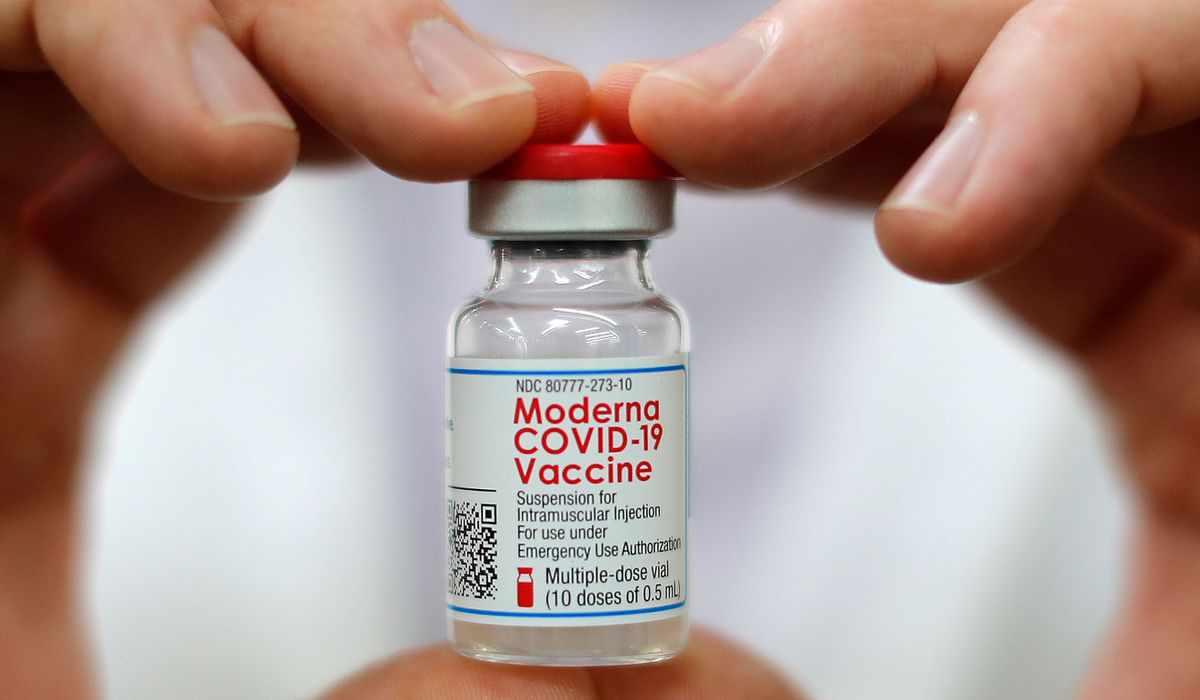 Antibody levels higher after Moderna shot; Lilly arthritis drug used with steroid cuts death risk