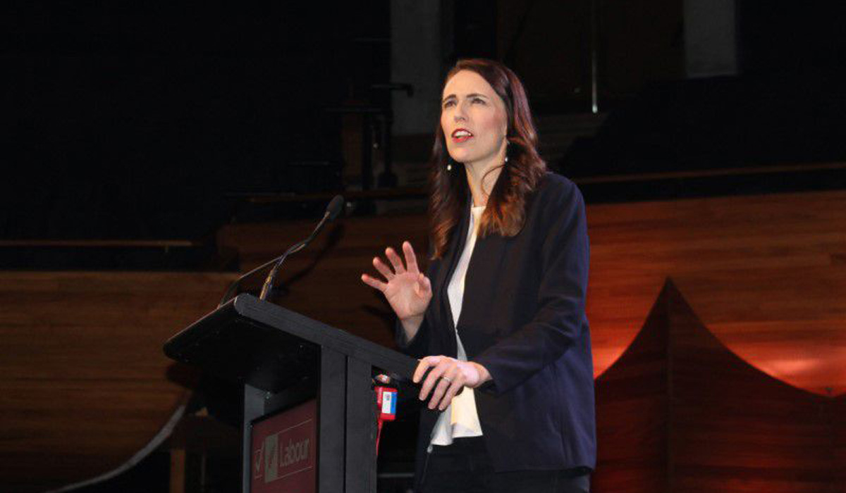 Fortress New Zealand eyes opening to vaccinated travellers early 2022