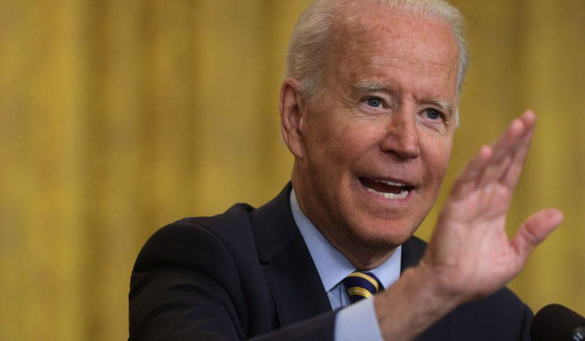Biden signs new order cracking down on Big Tech