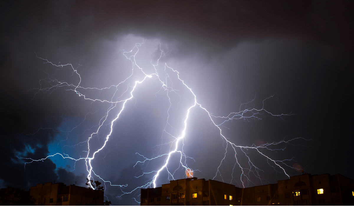Jaipur: Lightning strike kills 11 taking selfies in India