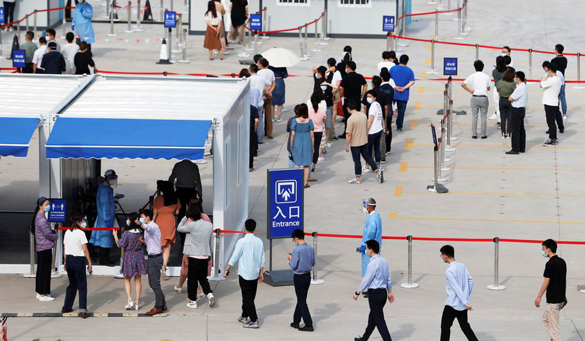 China reports no new local COVID-19 cases for first time since July