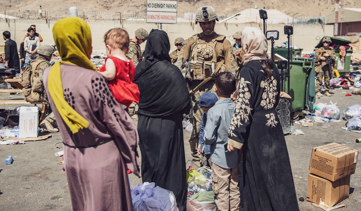 Taliban agrees to allow Afghans to leave, international statement says