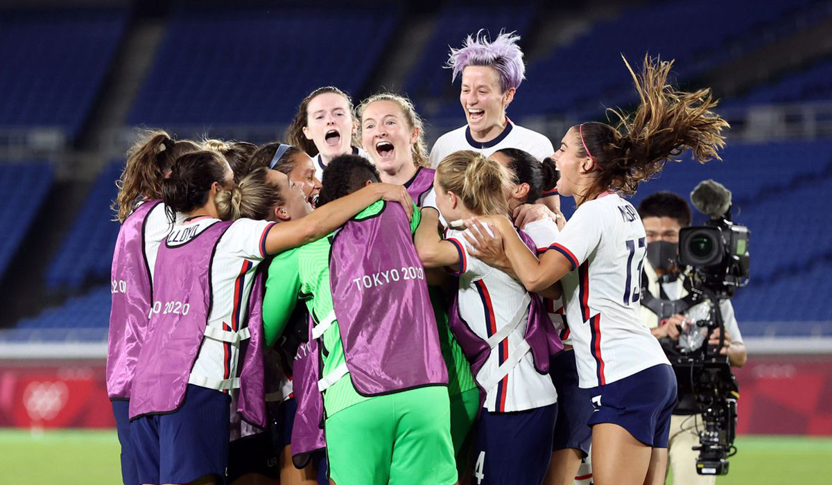 U.S. men's team backs women in equal pay lawsuit appeal